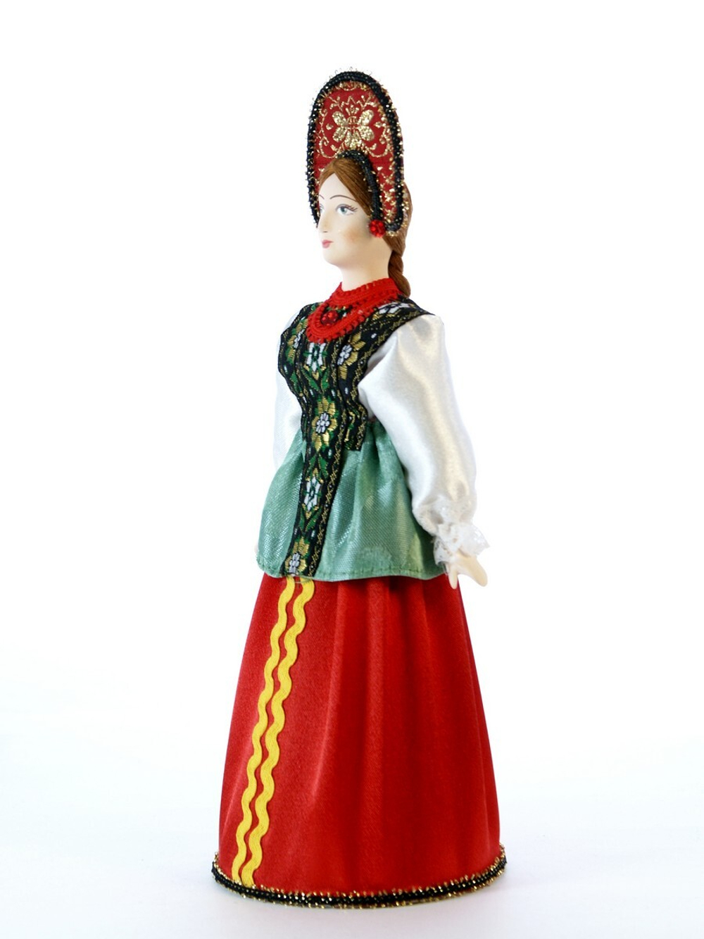 Кукла коллекционная в девичьем праздничном костюме