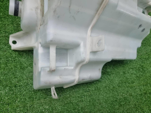 Бачок омывателя Toyota RAV 4 ca40 (2012-2015)