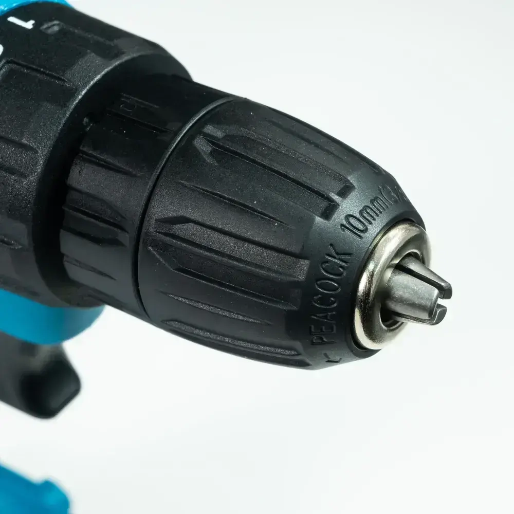 Makita Дрель-шуруповерт, 18 В, 48 Нм, 2 АКБ