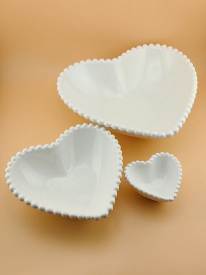 Блюдо-соусник сердечко 8х7,5х3,5 см. Бусины