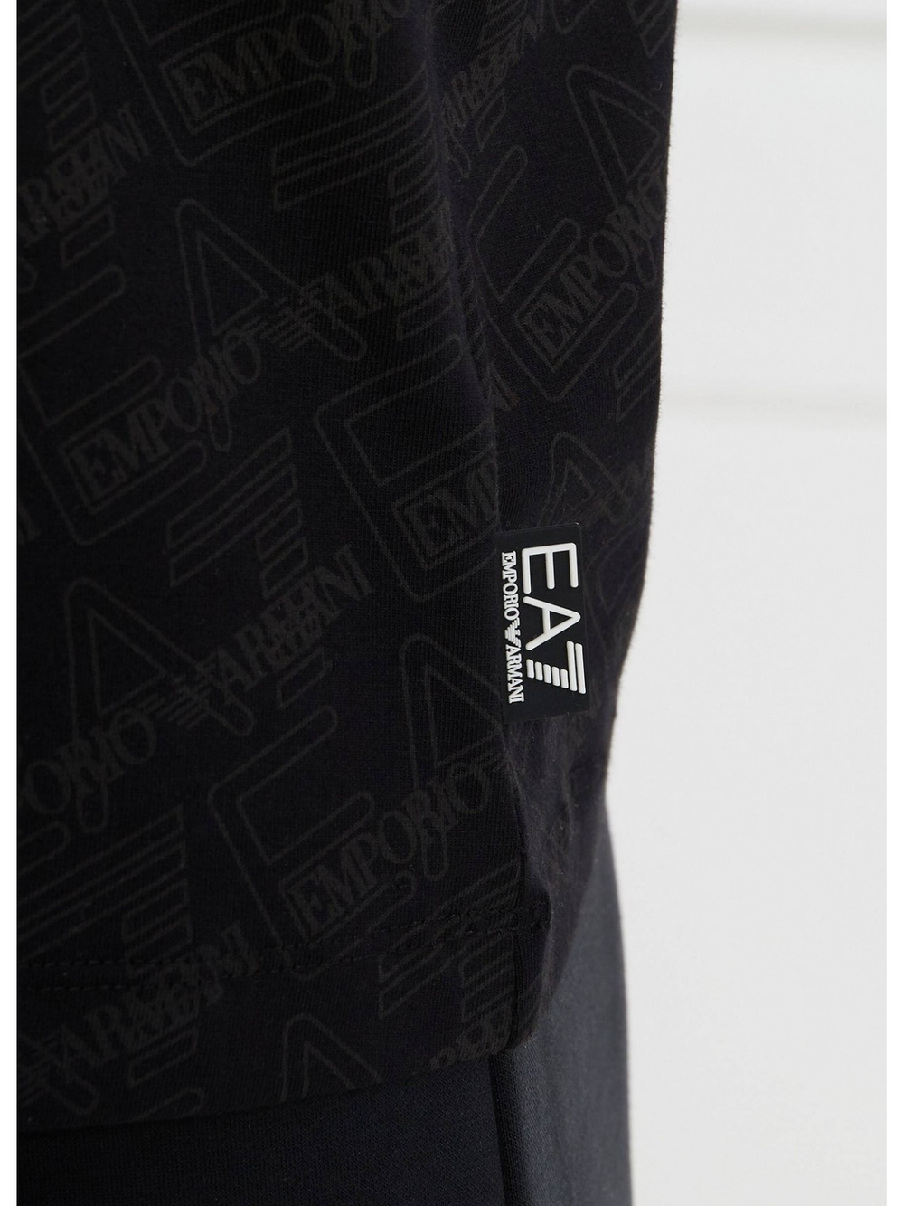 Футболка женская T-Shirt EA7