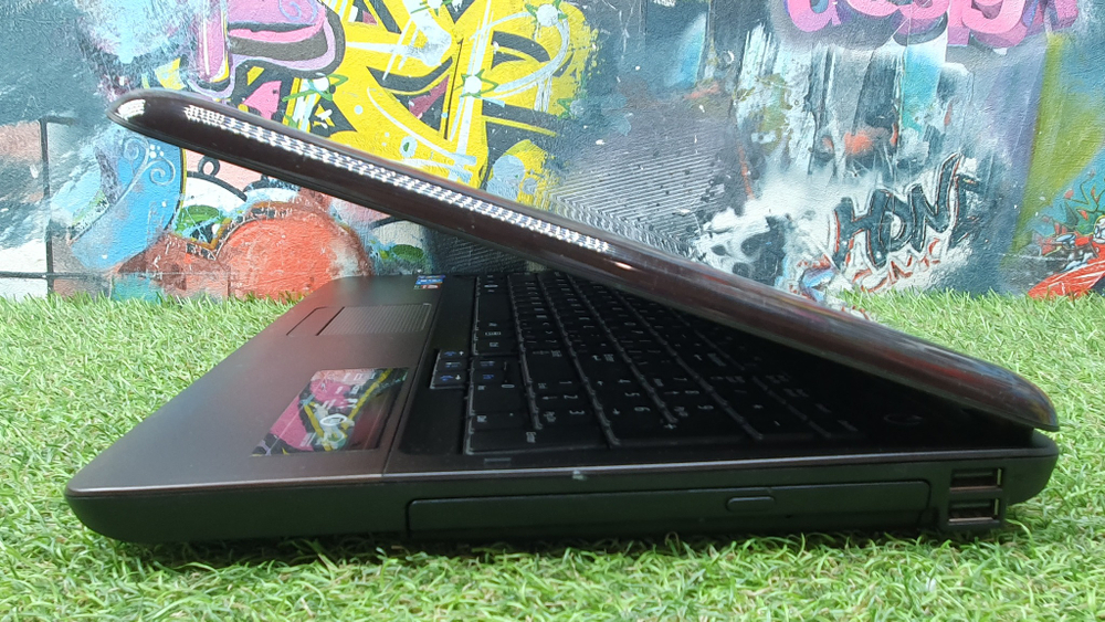 Ноутбук Samsung i5/4Gb/HDD 250 Gb