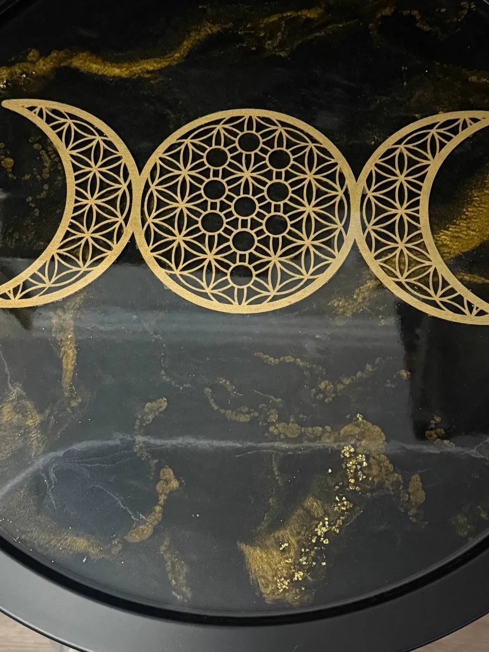 Алтарный столик Триединая Луна