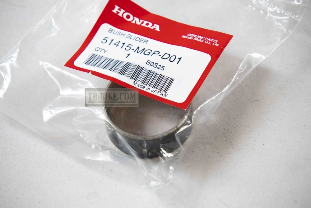 51415-MGP-D01. BUSH, SLIDER