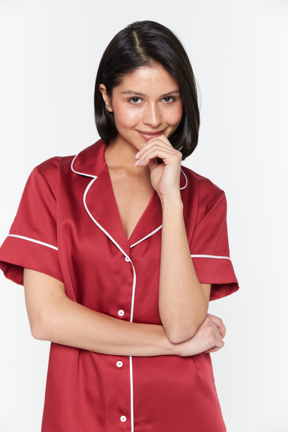 Блуза из тенселя с кантом алый