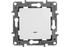 Выключатель Legrand Etika 1-клавишный с индикатором проходной белый 30179