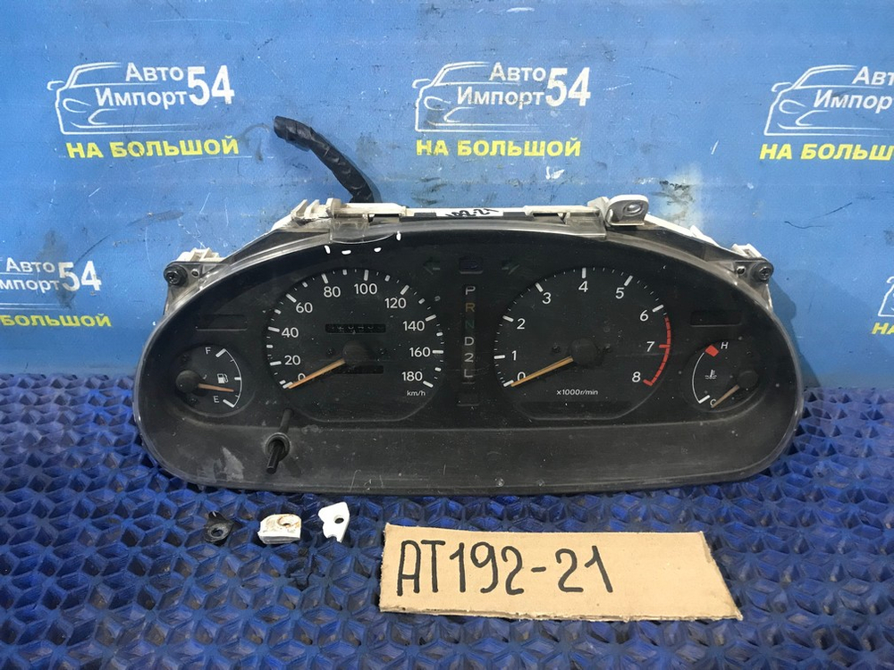 Щиток приборов TOYOTA CARINA 1994