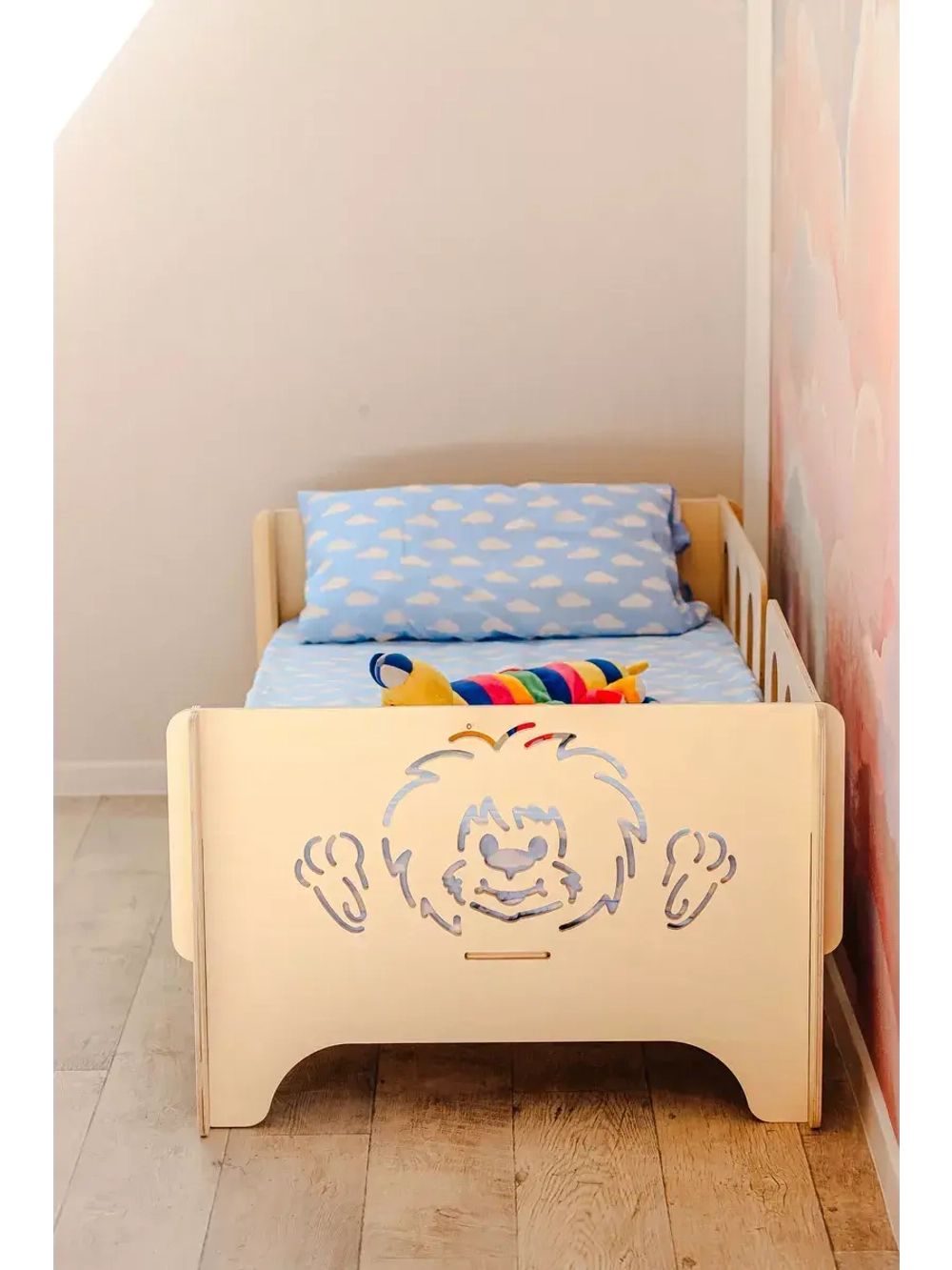 Кровать софа односпальная деревянная 160х80