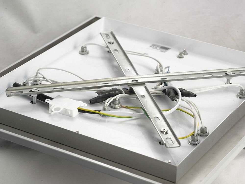 Потолочная люстра Lussole Lariano GRLSA-5407-09