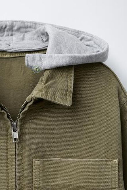 ZARA КУРТКА-РУБАШКА ИЗ ТВИЛА С ОТСТЕГИВАЮЩИМСЯ КАПЮШОНОМ, ХАКИ