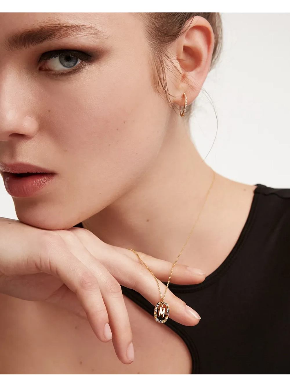 Колье женское PDPaola Буква M серебро 925 пробы покрытое золотом 750 пробы CO01-272-U