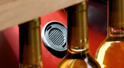 Винный шкаф монотемпературный Pozis ШВ-52 черный