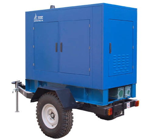 Дизельный генератор ТСС ЭД-60-Т400-1РПМ1 под капотом на шасси