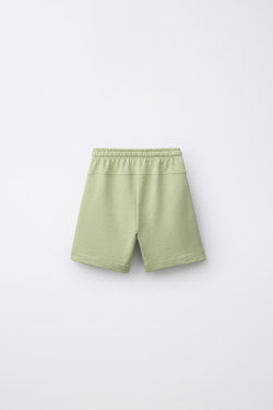 ZARA ОДНОТОННЫЕ ШОРТЫ, ЛИНЯЛЫЙ ЗЕЛЕНЫЙ