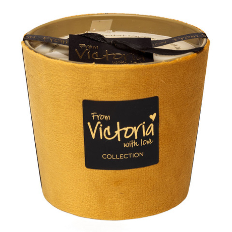 nan Свеча ароматическая Velvet ochre Victoria with Love Красный