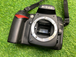Nikon D90 kit AF-S DX Nikkor 18-55mm 3.5-5.6G VR