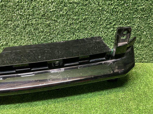 Накладка решетки радиатора Haval H3 (2024-н.в.)