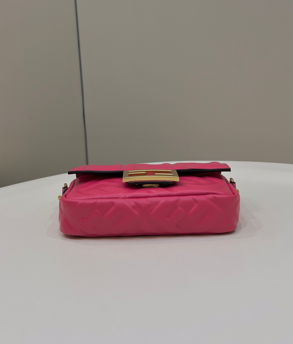 Fendi Baguette 19 cm