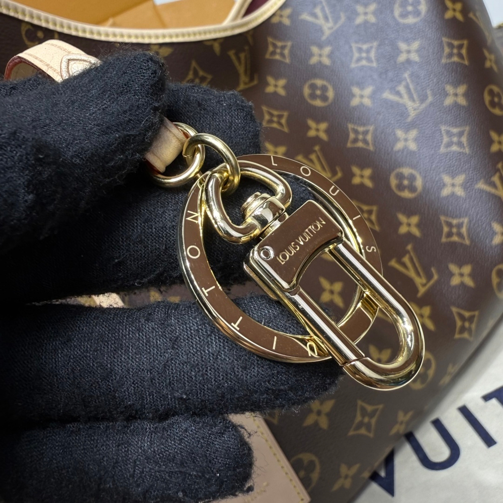 Louis Vuitton Again