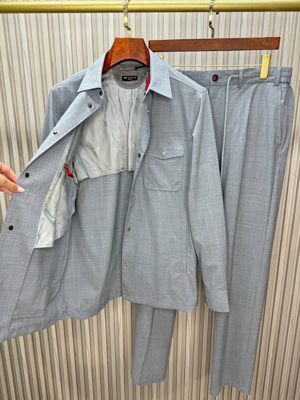 Прогулочный костюм Kiton