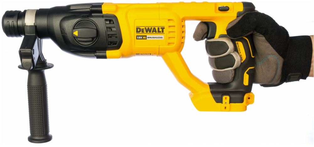 Аккумуляторный перфоратор SDS-Plus DeWalt DCH133M1-QW