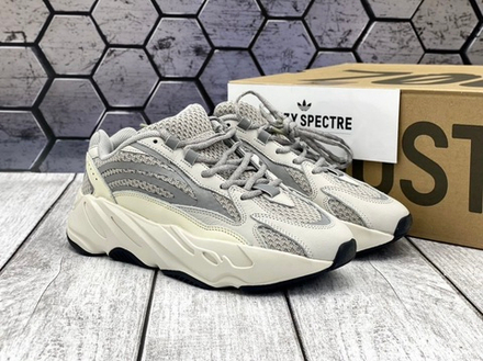 Yeezy Boost 700 V2 Static