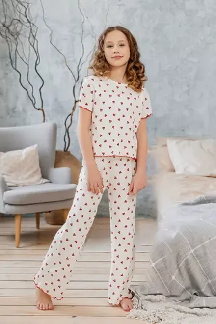 Костюм брючный "Вишни на молоке"