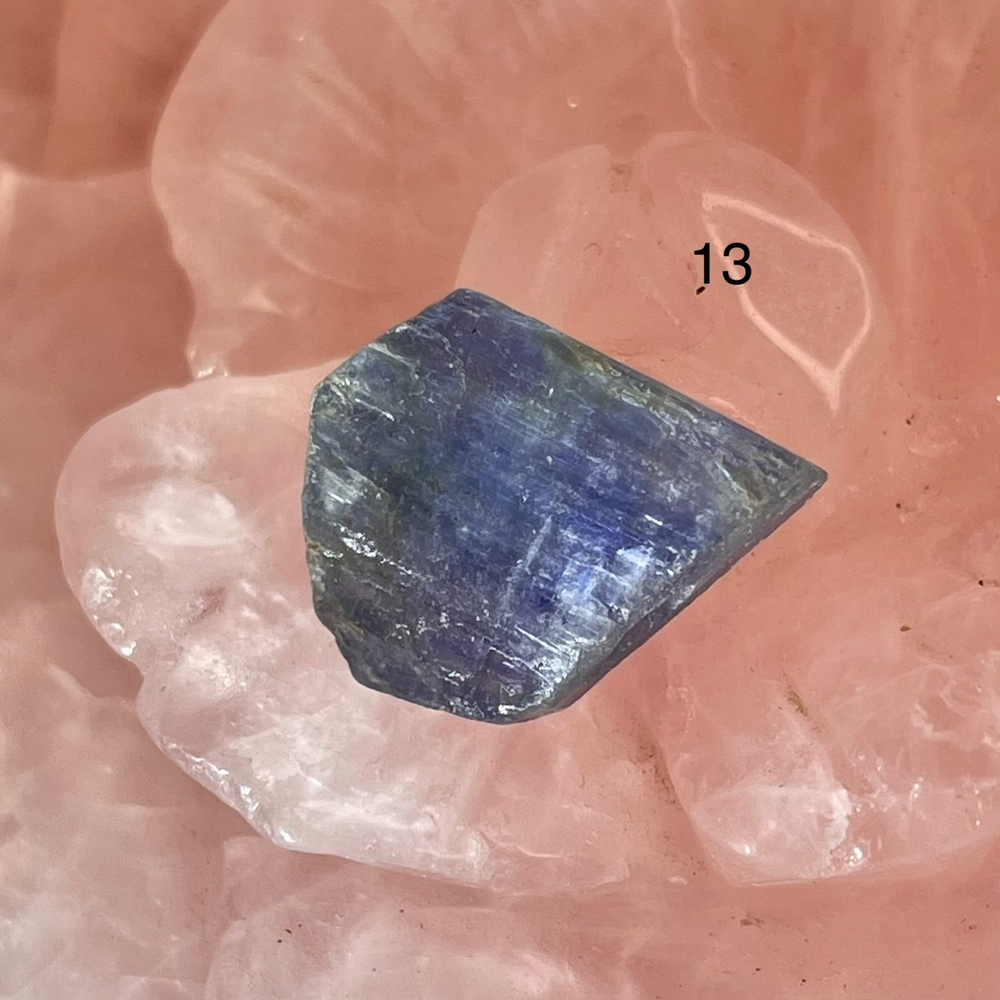 49778 Кианит Бусина капля 12*16мм-53