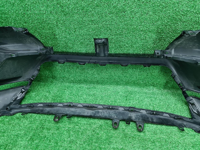 Бампер передний Toyota Fortuner 2 (2020-н.в.)