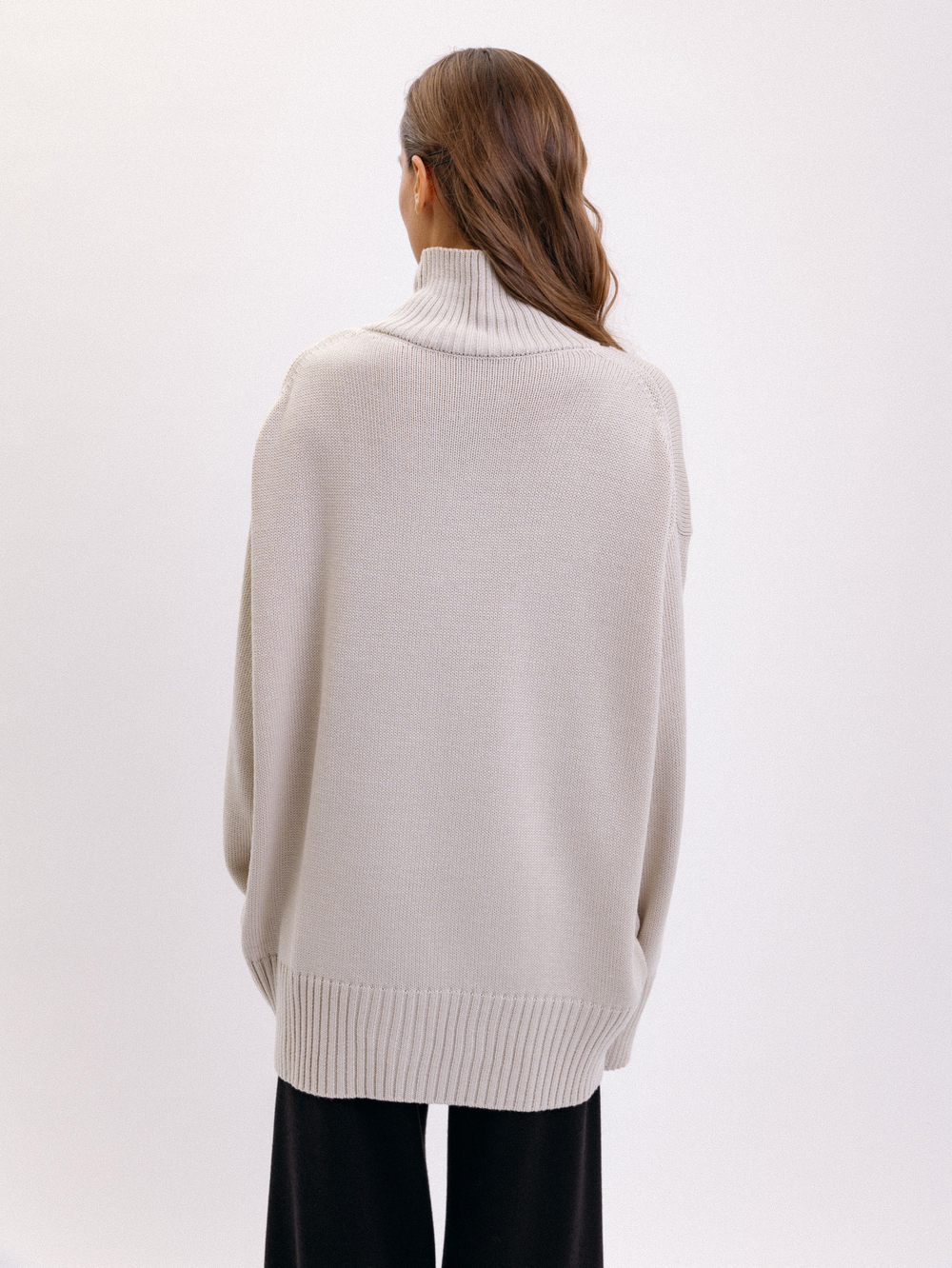 Свитер базовый