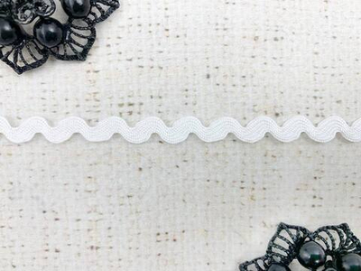 Тесьма "Вьюнок", ш. 5 мм, пр-во Россия, белый