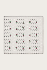 Платок из шелковой сетки с авторской вышивкой