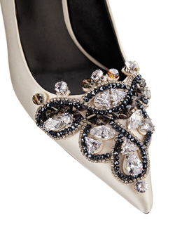 Женские туфли кожаные белые с камнями у носка