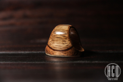 Деревянное кольцо с кожаной вставкой (Зебрано)