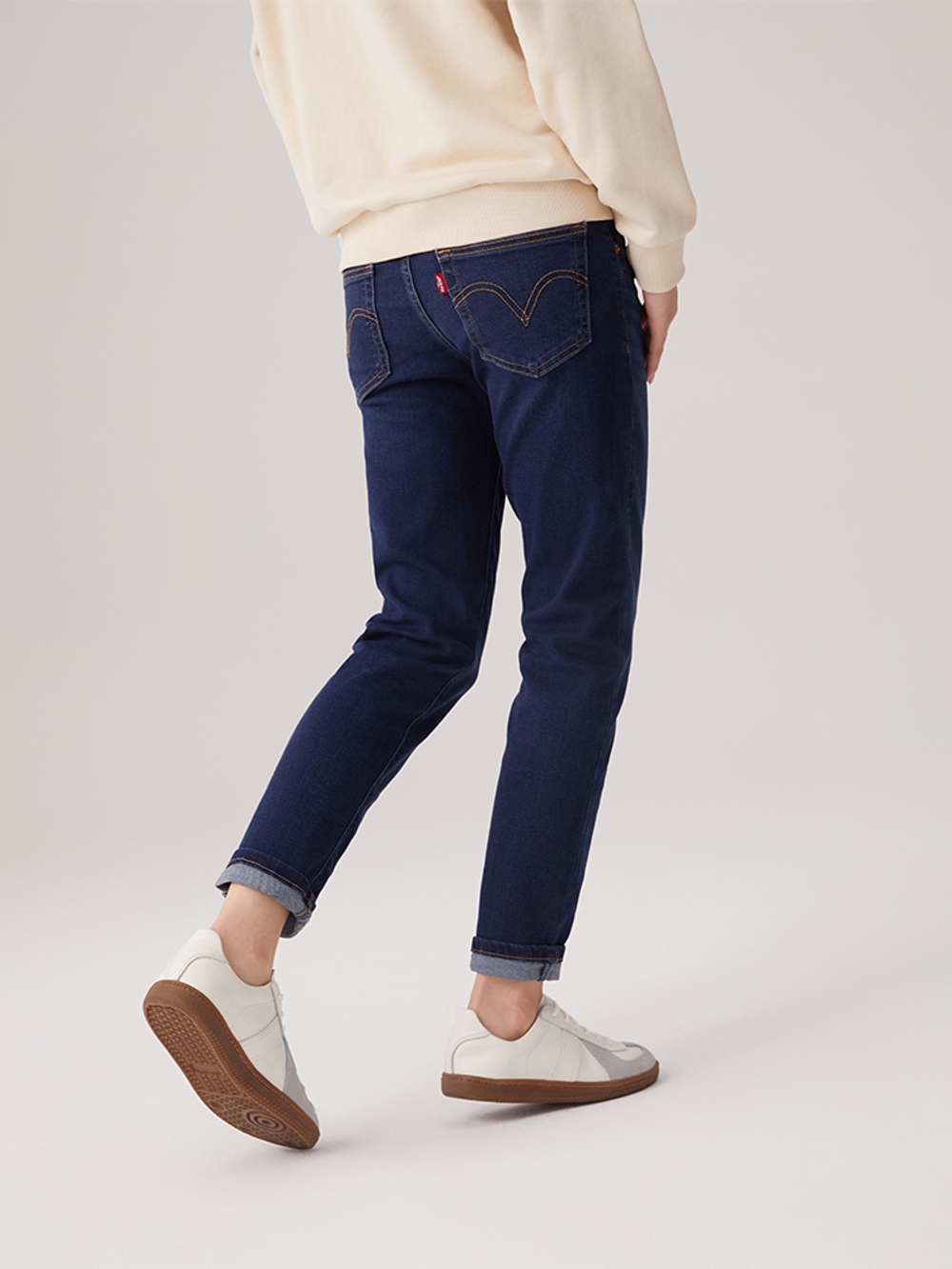 Женские джинсы бойфренды Levi's Boyfrend 19887-0374