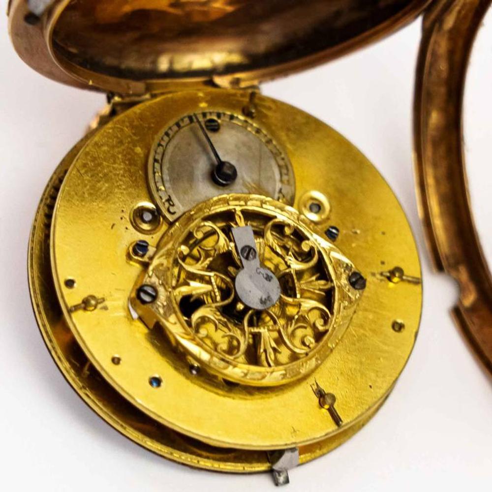 Антикварные карманные часы эпохи Ампира