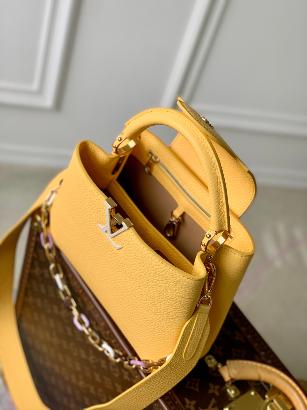 Louis Vuitton Capucines BB