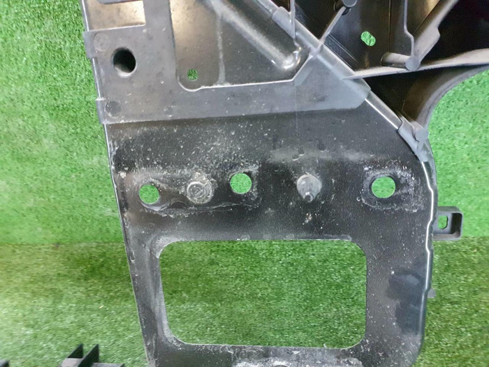 Телевизор Kia Carnival 4 (2020-н.в.)