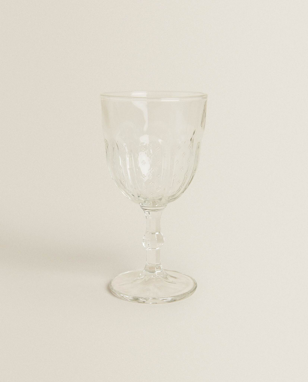 ZARA HOME БОКАЛ ДЛЯ ВИНА С РЕЛЬЕФНЫМ ДИЗАЙНОМ