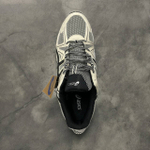 Asics Gel-Kahana 8 • White Black
