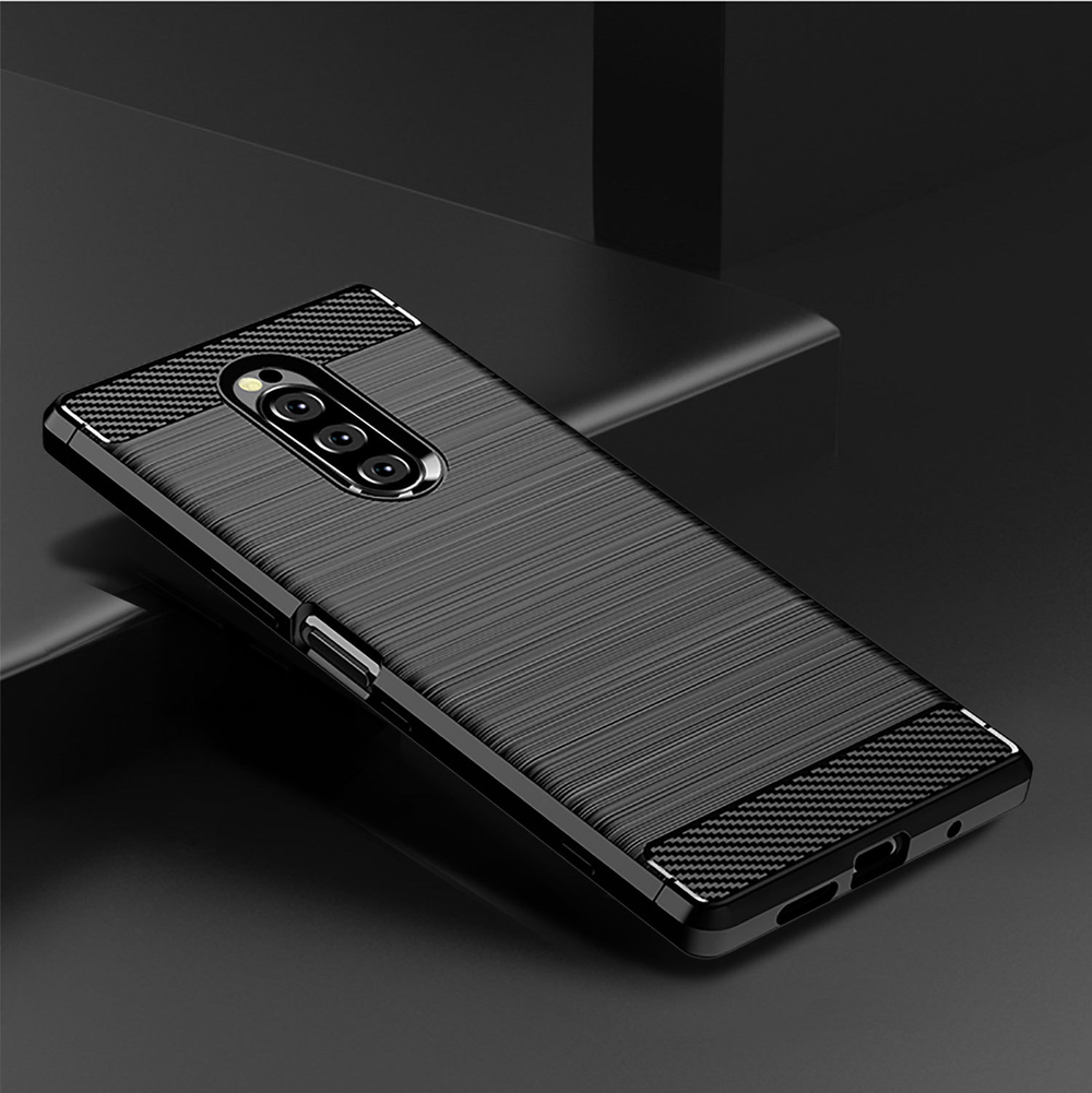 Чехол на Sony Xperia 1 цвет Black (черный), серия Carbon от Caseport