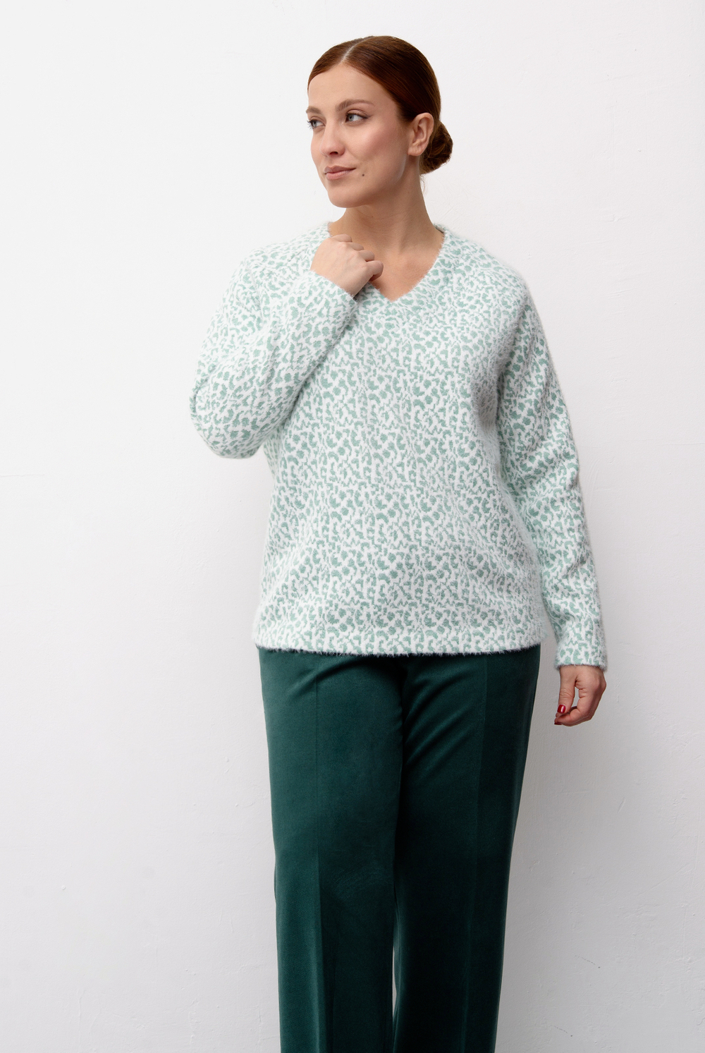 Джемпер женский 4711з, бело-зеленый #521БЗ034711з