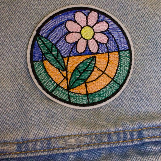 Нашивка на рюкзак и на одежду. Bloom