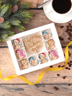 Набор из шоколада "Чудесного Нового Года" с лошадками #6