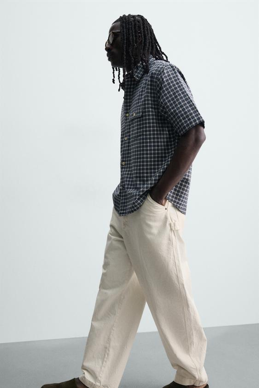 ZARA БРЮКИ RELAXED FIT КАРГО, ЖЕЛТОВАТО-БЕЛЫЙ