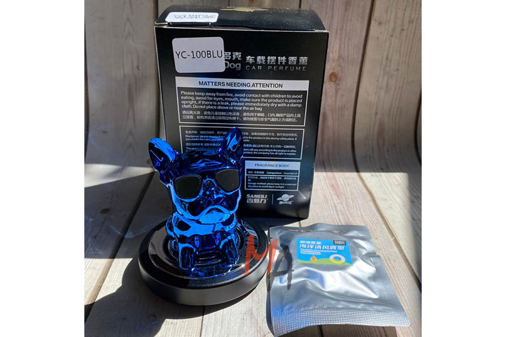 Ароматизатор-игрушка -на торпеду- Собачка Бульдог без страз -(сух)- YC-100BLU синий