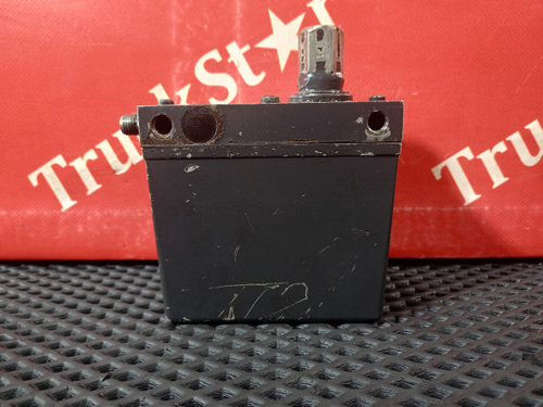 Насос подъёма кабины