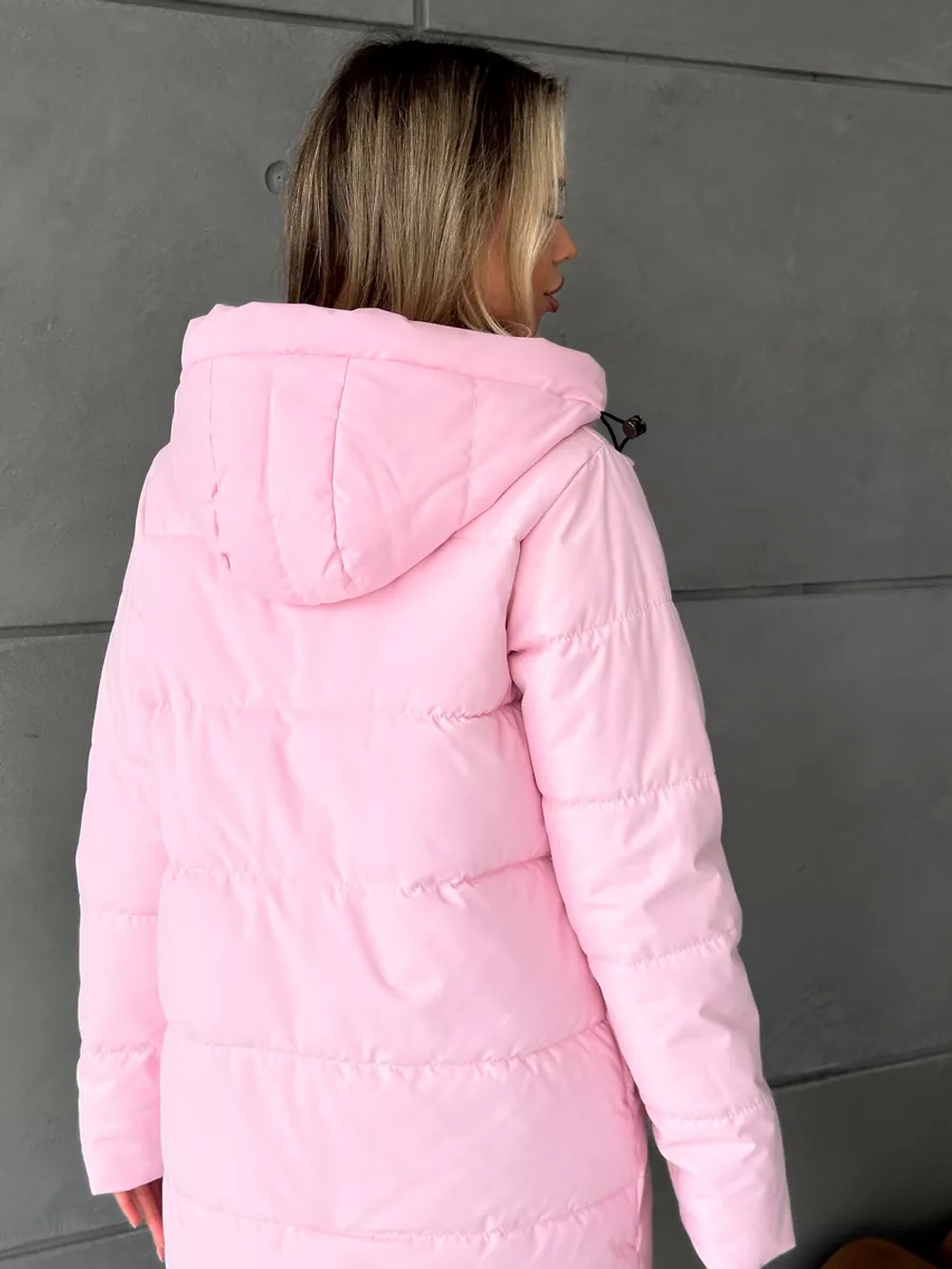 Осенняя куртка с капюшоном