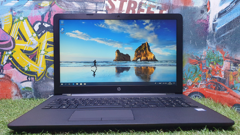 Ноутбук HP i3-6/8Gb/FHD/15-bs510ur (2GF15EA)/Windows 10