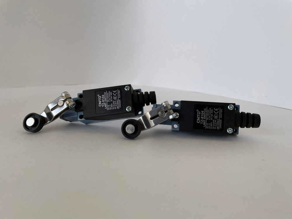 420251 Концевой выключатель для А440(А)/445(А)/455(А)